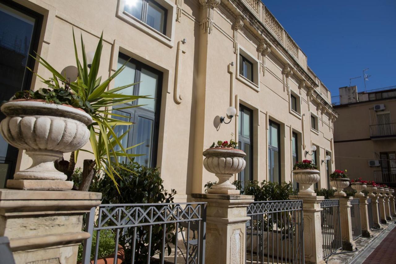 Hotel Villa Cibele Katanya Dış mekan fotoğraf